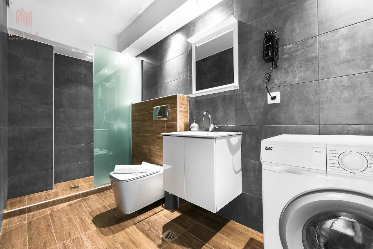 Abc1 Apartment Salonic