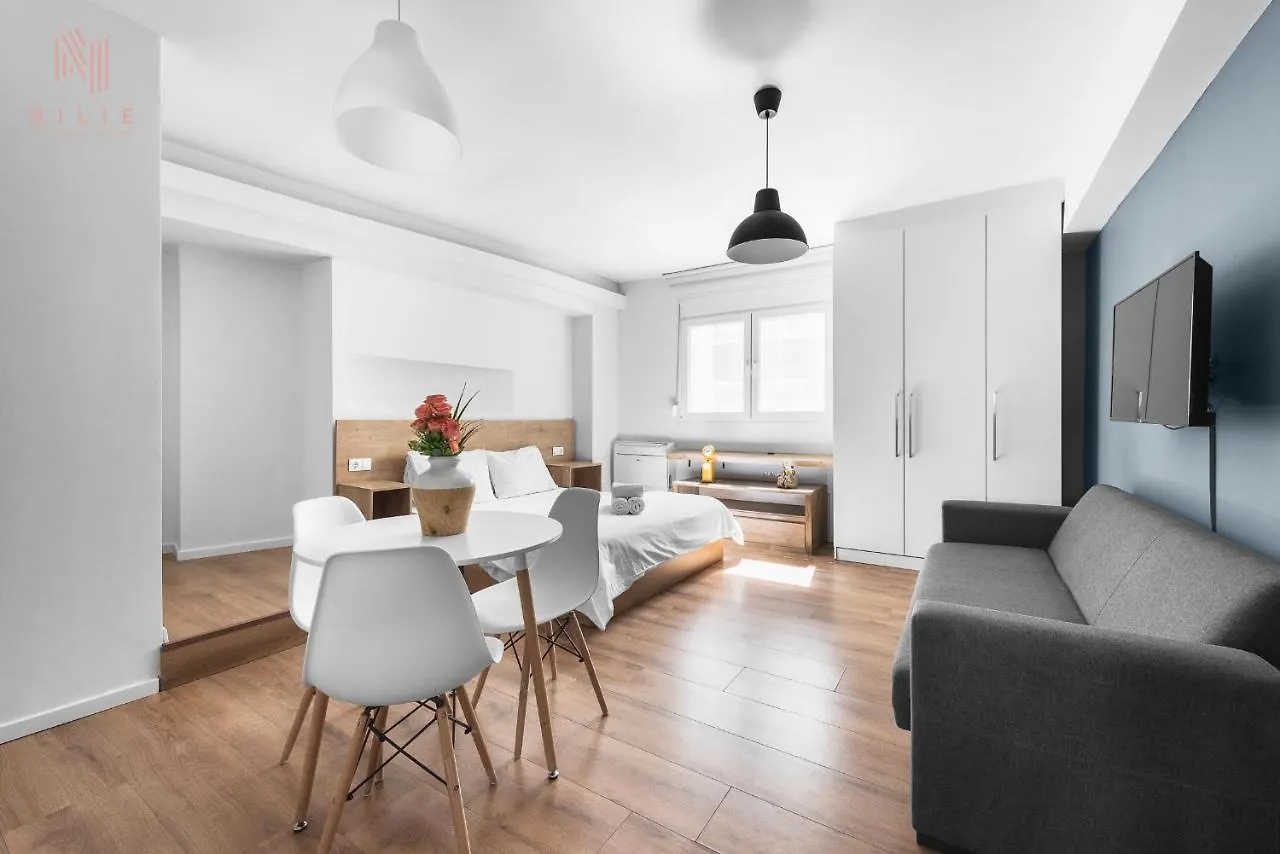 Abc1 Apartment Salonic